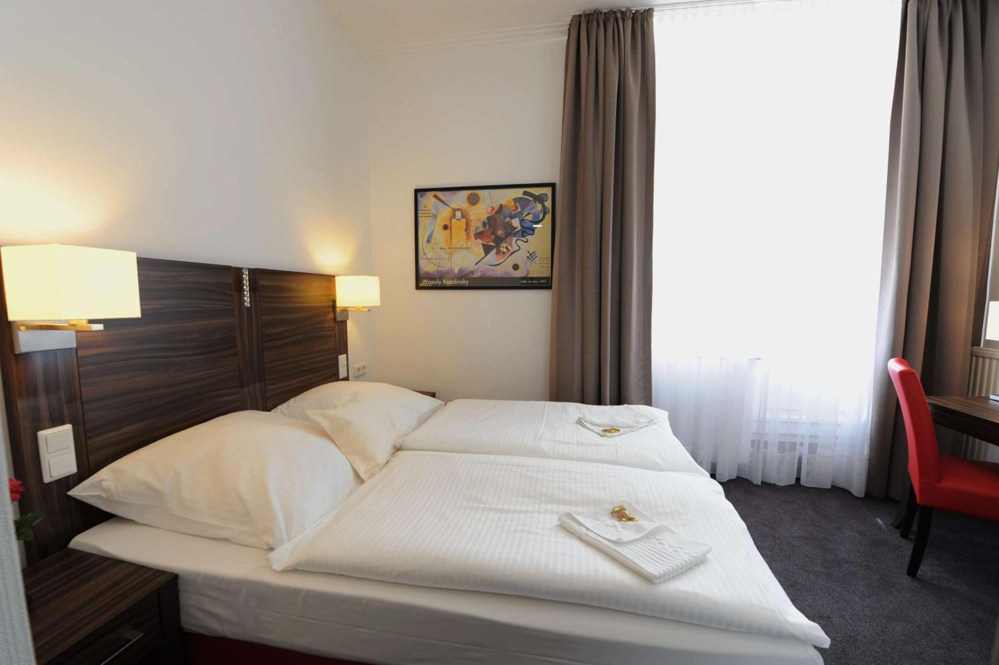 Best Western Hotel Kaiserhof Bonn Bagian luar foto